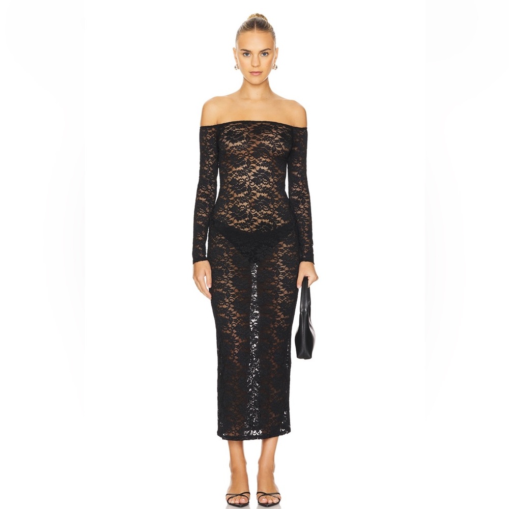 SUPERDOWN Larasa Black Lace Off-Shoulder Maxi Dress